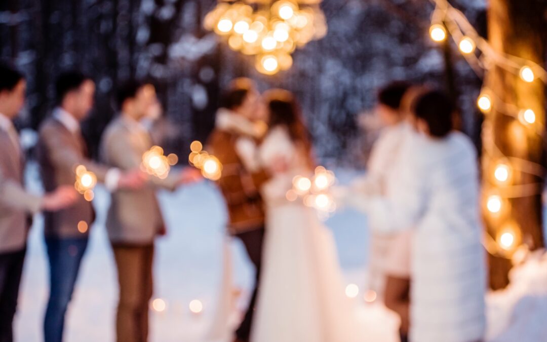 Magical Winter Wedding Trends 2022 – 6 Unique Ideas