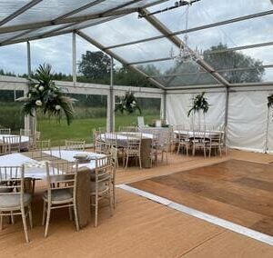 Set up clear span marquee