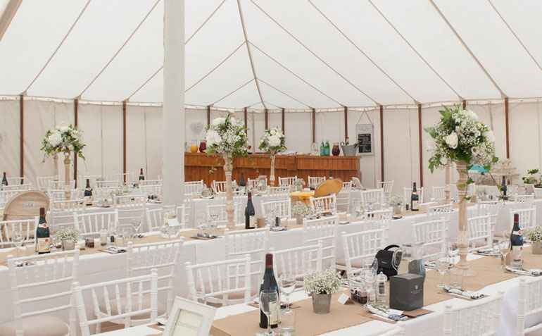 How to choose a marquee for a wedding from our 5 amazing options!